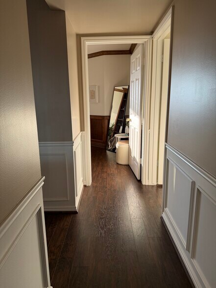 Building Photo - 426 S 1000 E