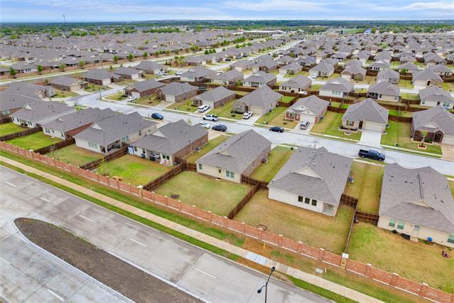 Building Photo - 1604 Helmoken Falls Dr