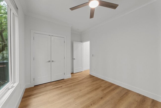 Building Photo - Gorgeous New Construction, Modern Finishes, Spacious Floorplan, Pet Friendly!