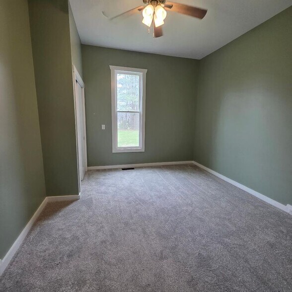 Building Photo - 2465 Chapeze Ln