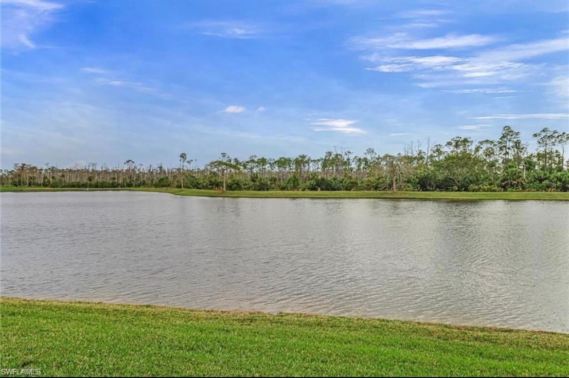 Building Photo - 9731 Acqua Ct