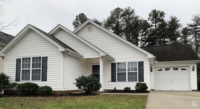 Building Photo - Charming 3-Bedroom Located in Greensboro