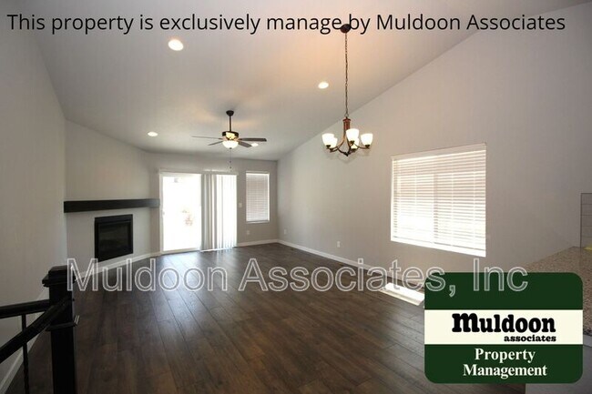 Building Photo - 10339 Finn Dr