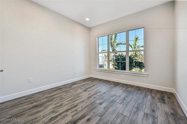 Building Photo - 6407 Negril Isle Dr