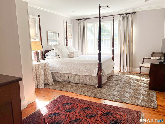 Building Photo - 85 Gellert Rd