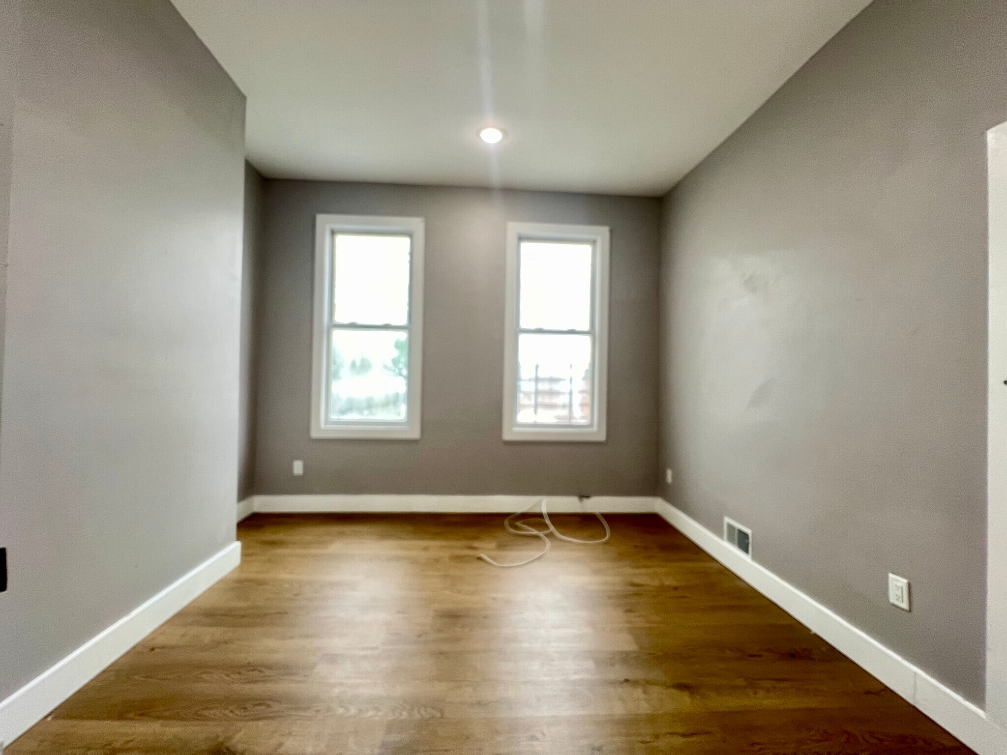 Building Photo - 324 Old Bergen Rd