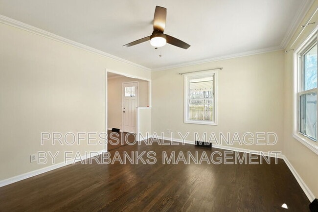 Building Photo - 1200 E 136th St