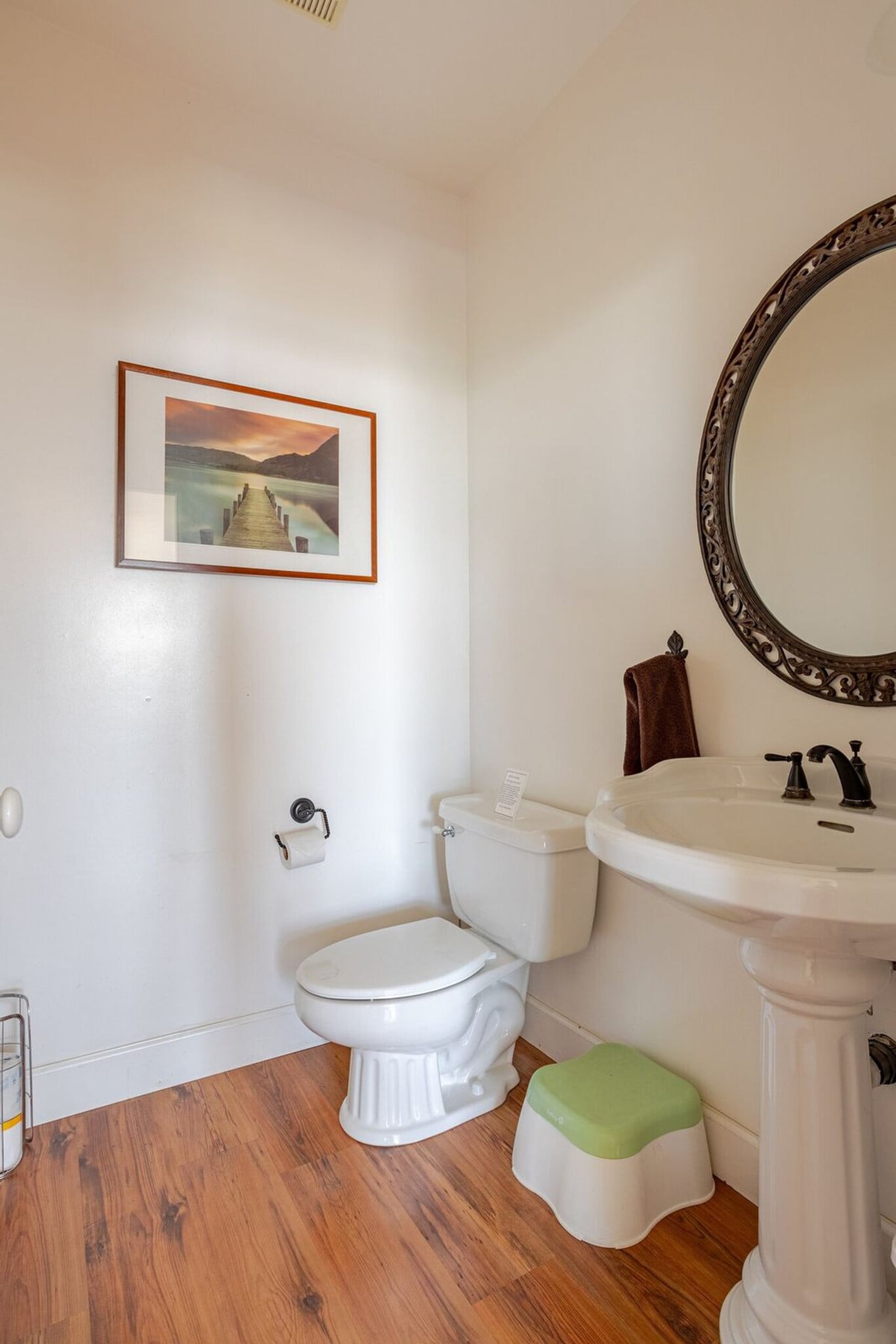 Building Photo - 22095 Lee Dr