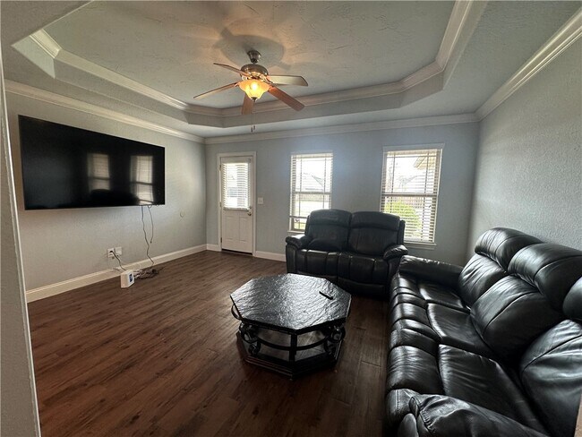 Building Photo - 3903 S W Capstone Ave