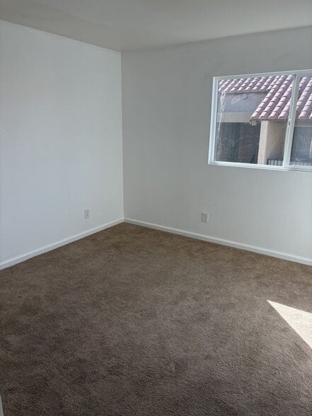 Building Photo - 2020 Guthrie St N