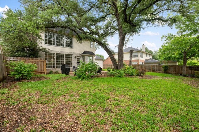 Building Photo - 2045 St Andrews Dr