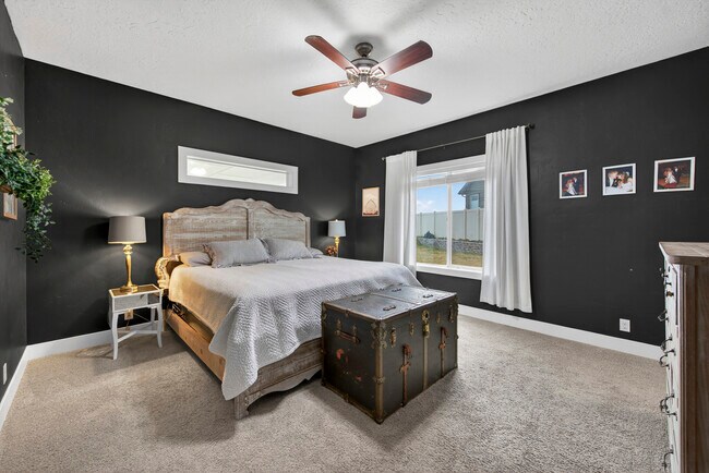 Building Photo - 2110 S Herron Dr