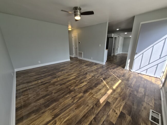 Building Photo - 3922 N Butler Ave