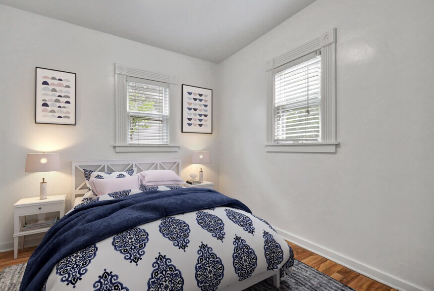 Building Photo - 716 N Walnut St