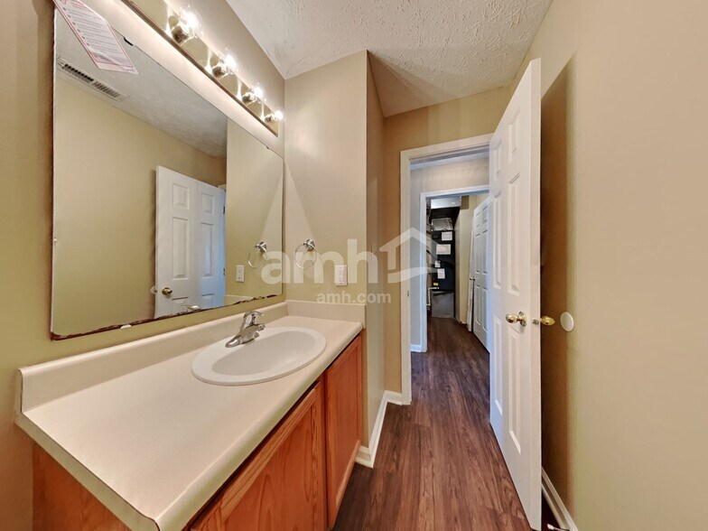 Building Photo - 6429 Oyster Key Ln