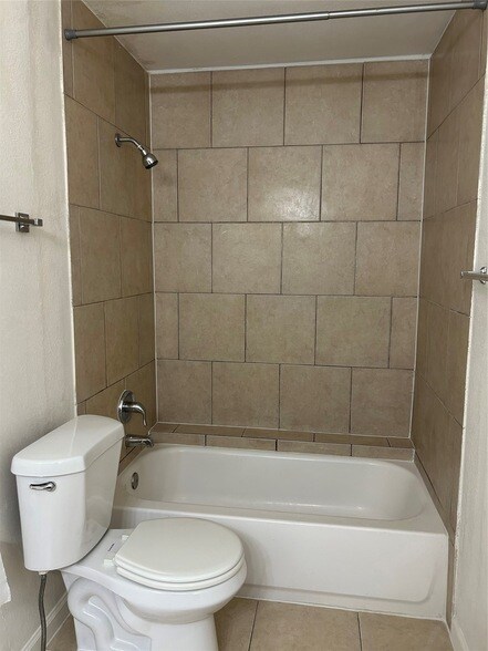 Building Photo - 30443 Arborg Dr
