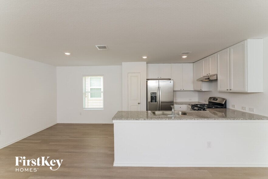 Building Photo - 7946 Serro Medina