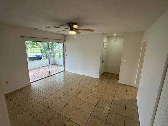 Building Photo - 5760 Gallatin Ln