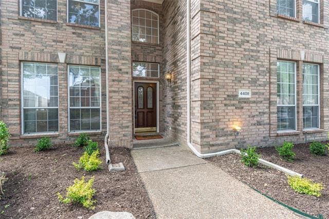 Building Photo - 4408 Cedar Valley Dr