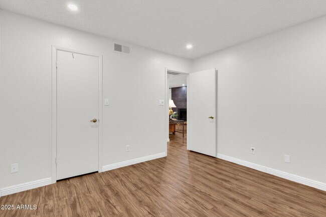 Building Photo - 3033 N 37th St