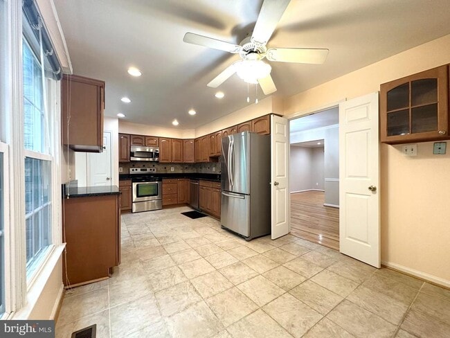 Building Photo - 5127 Kenside Ct