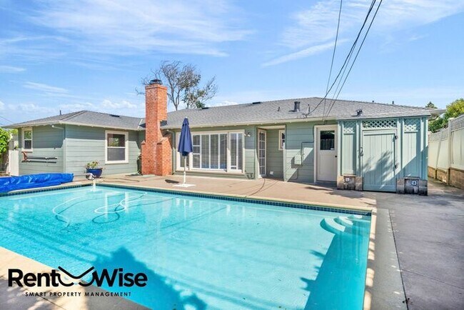 Building Photo - 612 Barneson Ave