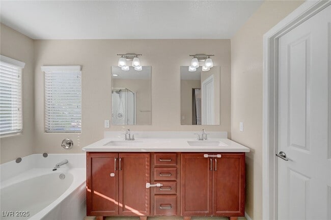 Building Photo - 5515 Jett Canyon St