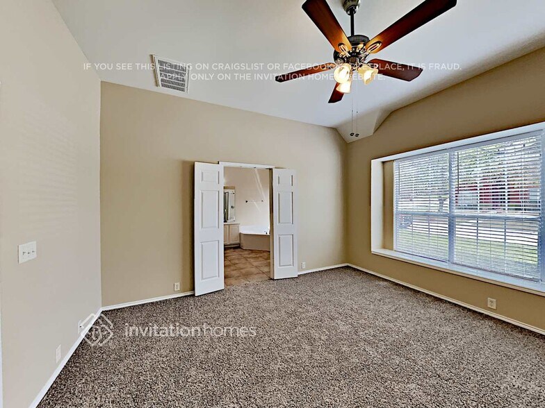 Building Photo - 3013 St Jude Dr