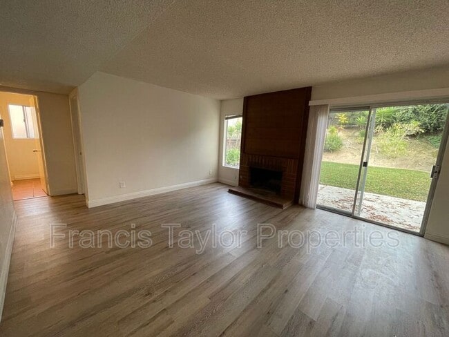 Building Photo - 13237 Sundance Ave