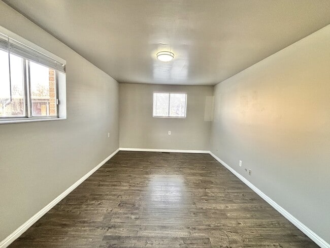 Building Photo - 7875 S 3800 W