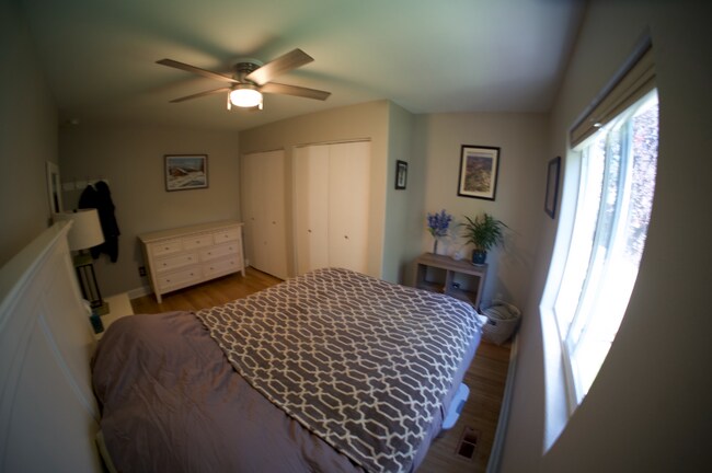 Building Photo - 4201 Defiance St