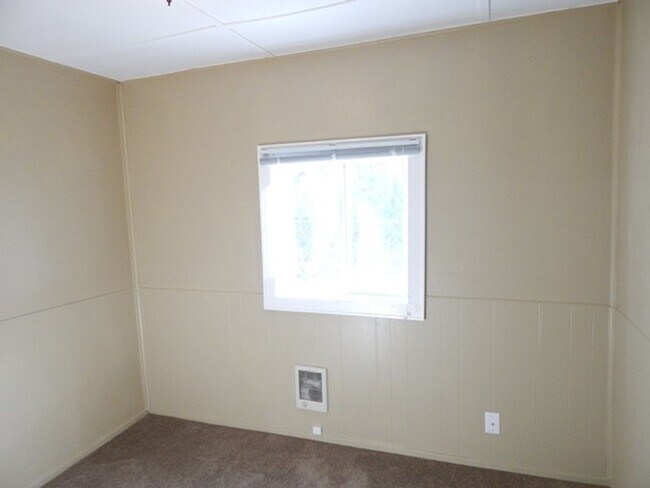 Building Photo - 2Bd/1Ba Single Story Home - Available Soon!