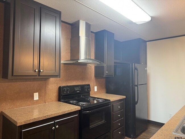 Building Photo - 359 Co Rd 3203