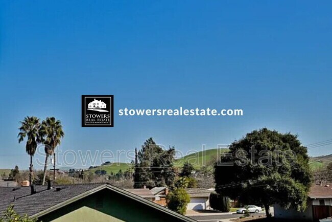Building Photo - 112 Summerwood Pl