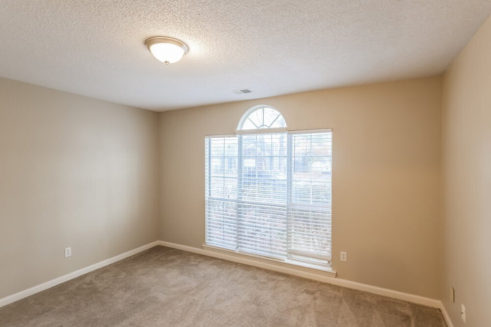 Building Photo - 126 Stonehaven Dr