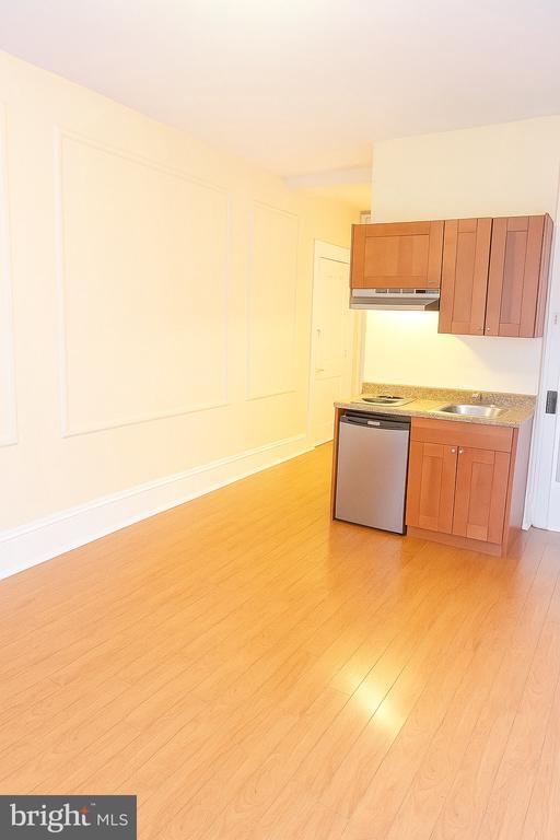 Building Photo - 1324 Locust St