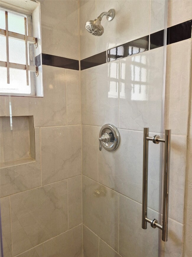 Building Photo - 13211 Whitchurch Way