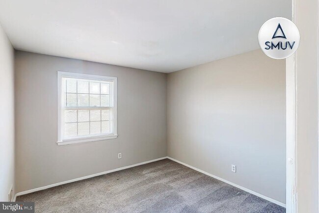 Building Photo - 1541 Upshire Rd