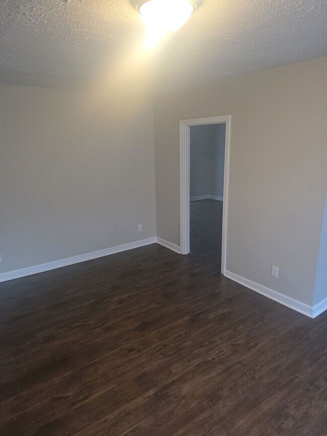 Building Photo - 8902 Beulah Church Rd