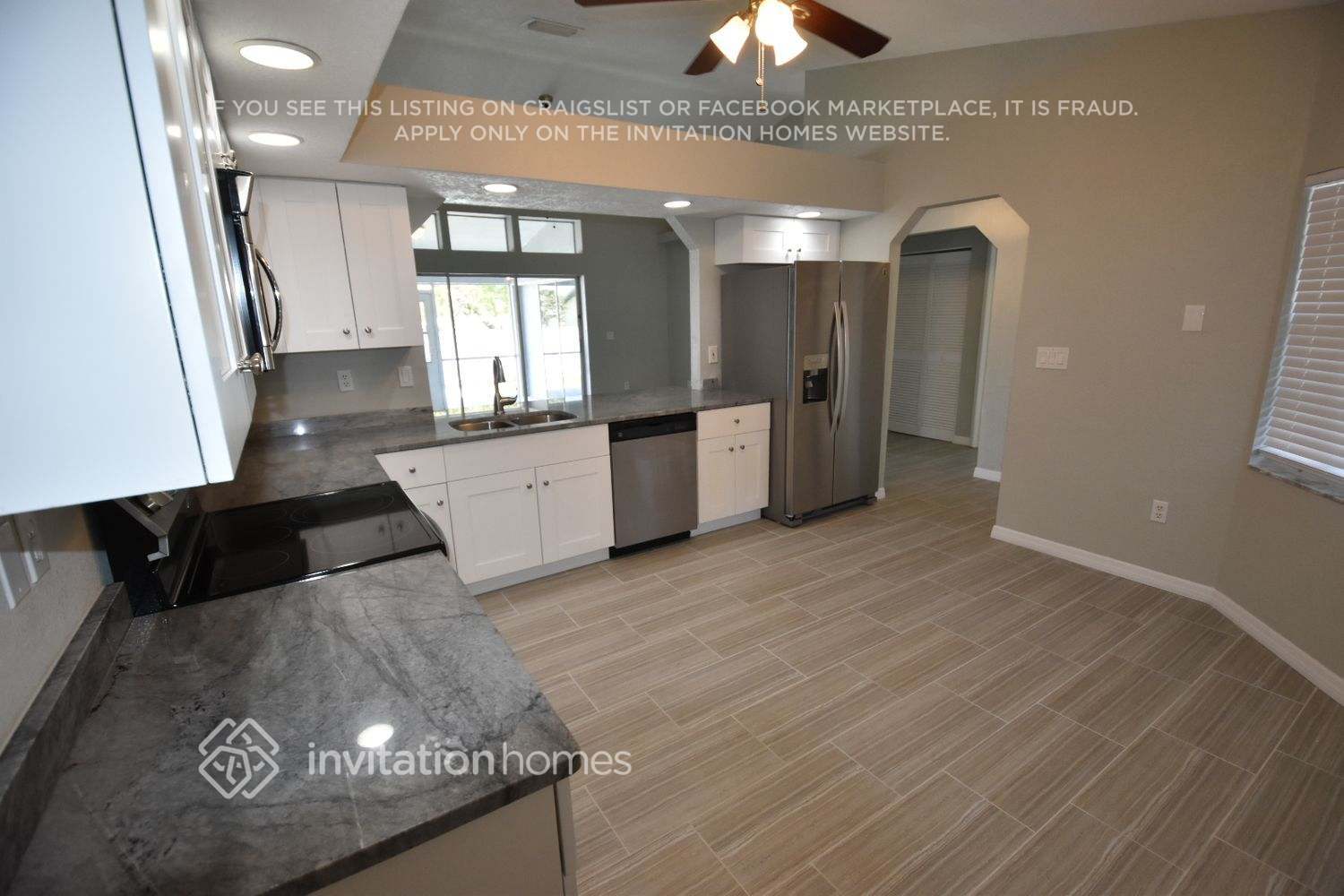 Building Photo - 1187 Desmond St