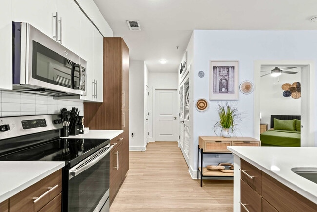 Building Photo - 455 14th St NW