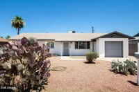 Building Photo - 3526 W Seldon Ln