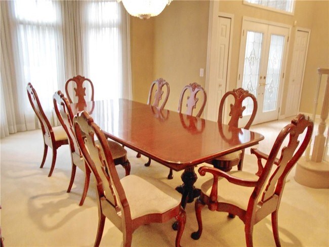 Building Photo - 1530 Scenic Hollow Dr