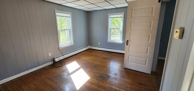 Building Photo - 10190 Licking Creek Rd