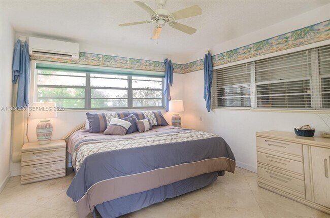 Building Photo - 1470 S Ocean Blvd