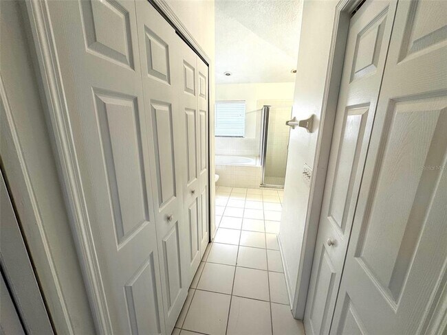 Building Photo - 5629 Loma Vista Ct