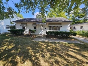 Building Photo - 120 S Wentz St