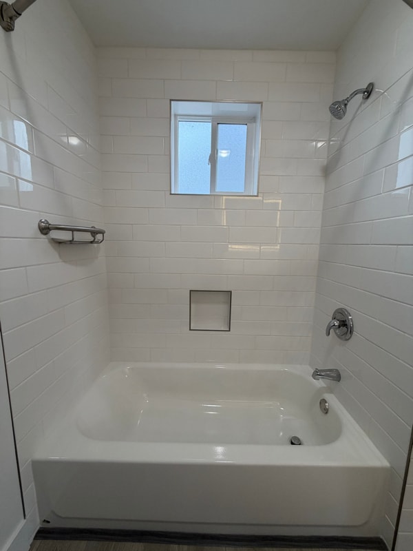 Building Photo - 205 1st Ave