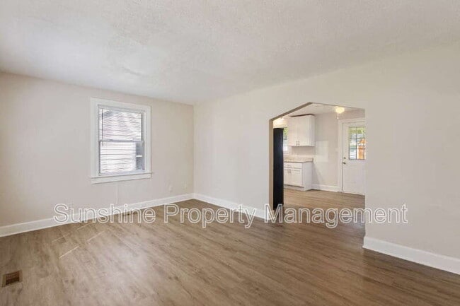 Building Photo - 1115 Wright Ave