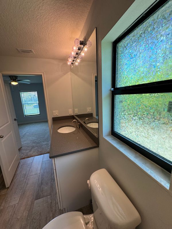 Building Photo - 1677 Lizette St SE